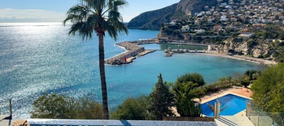 4 bedrooms Villa in Calpe, Spain No. 5327 3