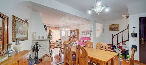 3 bedrooms House in Sesimbra, Portugal No. 170675 14