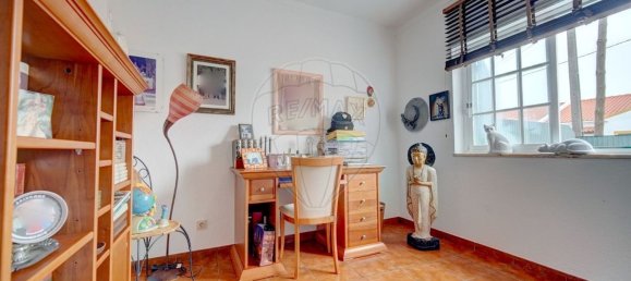 3 bedrooms House in Sesimbra, Portugal No. 170675 6