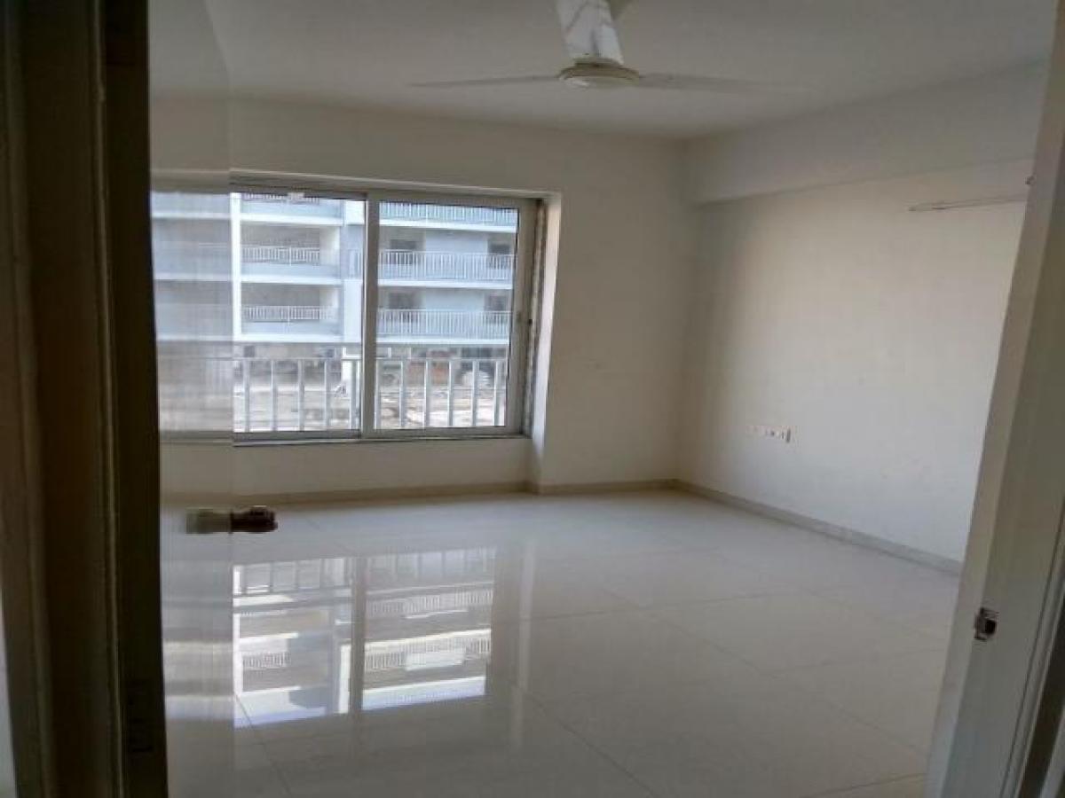 3 bedrooms House in Amdavad, India No. 14845