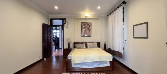 5 bedrooms House in Tay Ho, Vietnam No. 548 27