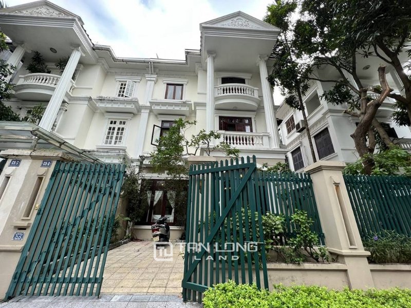 5 bedrooms House in Tay Ho, Vietnam No. 548