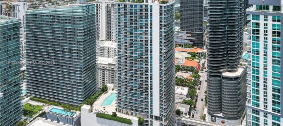 2 Schlafzimmer Gewerbliche Immobilien in Miami, USA, Nr. 614639 24