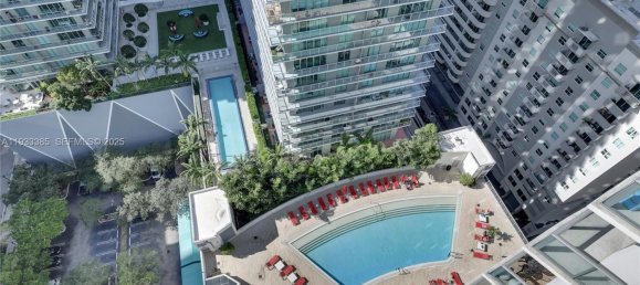 2 Schlafzimmer Gewerbliche Immobilien in Miami, USA, Nr. 614639 6