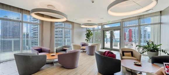 2 Schlafzimmer Gewerbliche Immobilien in Miami, USA, Nr. 614639 27