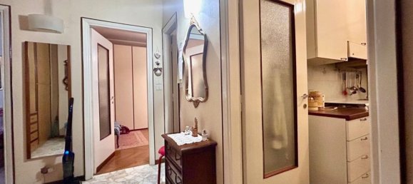 2 rooms Apartment in Milan, Italy No. 262273 3