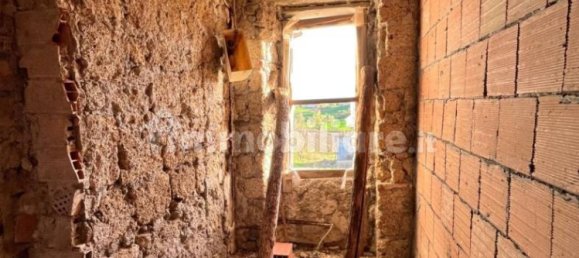 2 Schlafzimmer Haus in Manciano, Italy, Nr. 301076 12