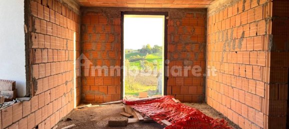 2 Schlafzimmer Haus in Manciano, Italy, Nr. 301076 11