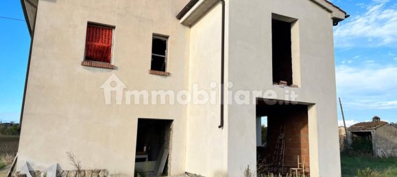 2 Schlafzimmer Haus in Manciano, Italy, Nr. 301076 3