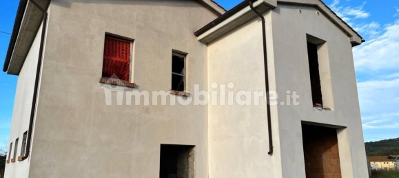 2 Schlafzimmer Haus in Manciano, Italy, Nr. 301076 2