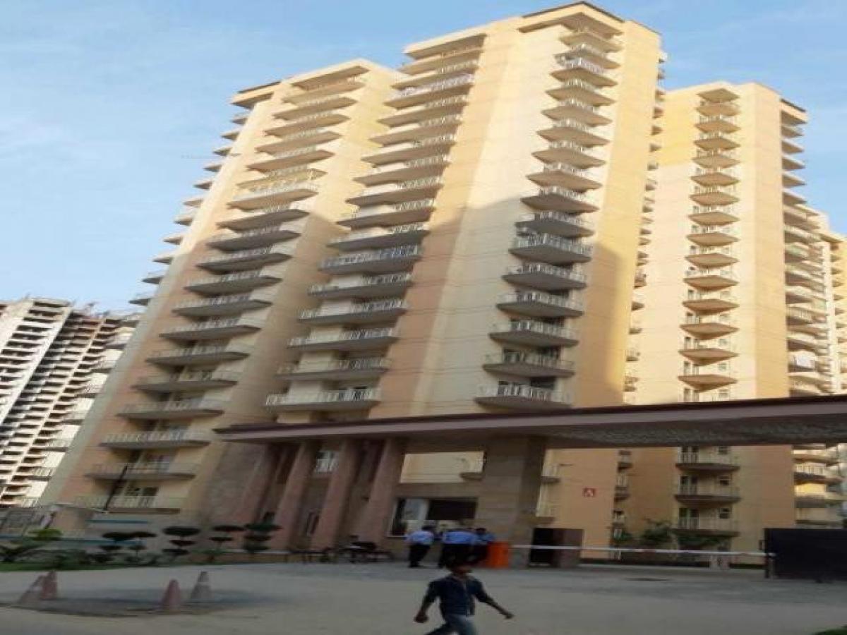 2 bedrooms House in Noida, India No. 65373