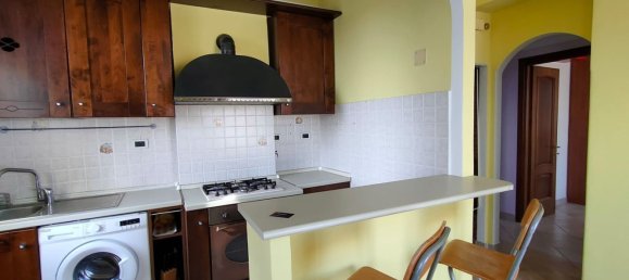3 rooms Apartment in Genoa, Italy No. 91598 40