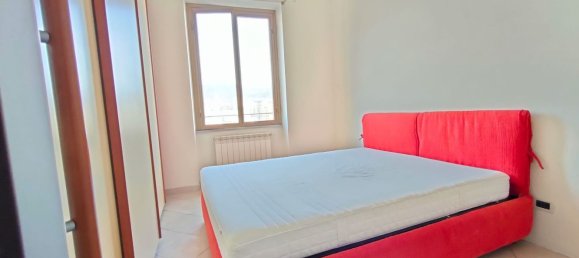3 rooms Apartment in Genoa, Italy No. 91598 5
