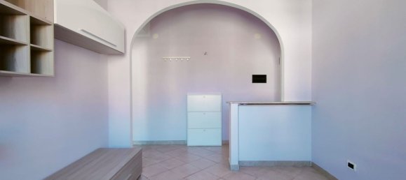 3 rooms Apartment in Genoa, Italy No. 91598 28