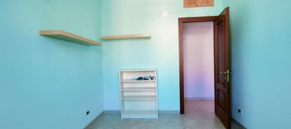 3 rooms Apartment in Genoa, Italy No. 91598 27