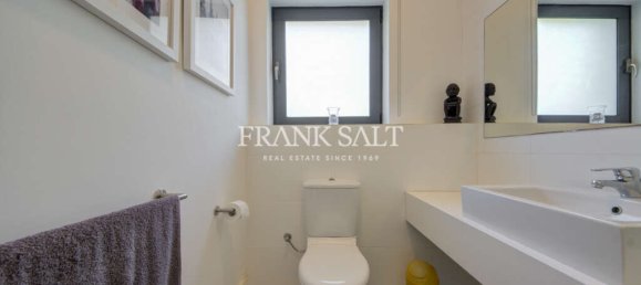 4 غرف نوم فيلا في Mellieha, Malta رقم 9720 37