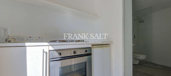 4 غرف نوم فيلا في Mellieha, Malta رقم 9720 33