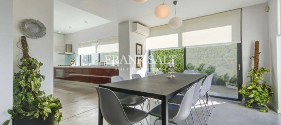 4 غرف نوم فيلا في Mellieha, Malta رقم 9720 32