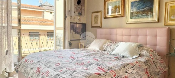 4 rooms Apartment in Turin, Italy No. 39844 8