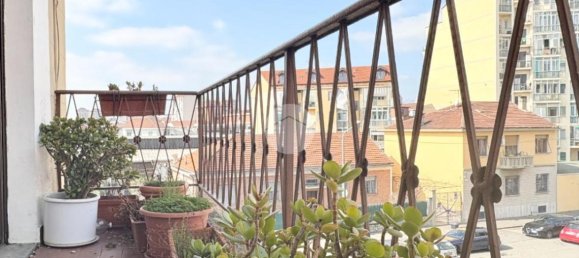 4 rooms Apartment in Turin, Italy No. 39844 15