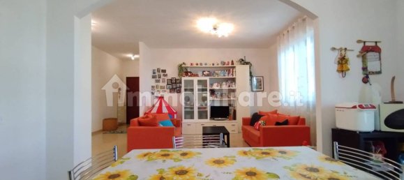 Apartamento de 3 dormitorios en Quarrata, Italy No. 77864 11