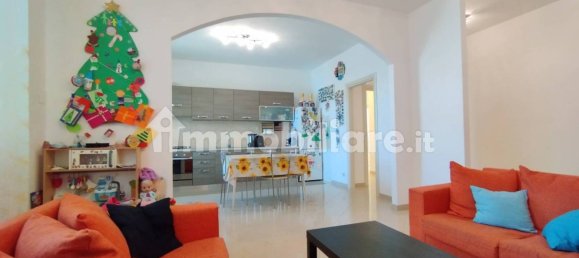 Apartamento de 3 dormitorios en Quarrata, Italy No. 77864 4