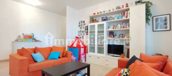 Apartamento de 3 dormitorios en Quarrata, Italy No. 77864 6