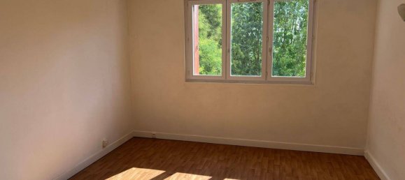 2 chambres Appartement à Le Plessis-Robinson, France No. 334305 4