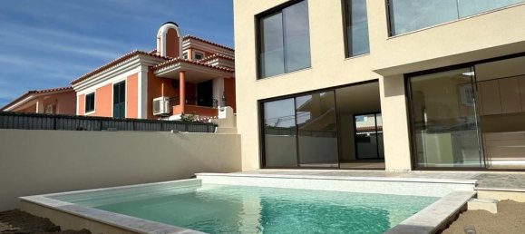 4 bedrooms Villa in Cascais, Portugal No. 171502 7