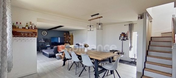 Casa de 4 dormitorios en Gurunhuel, France No. 270902 3