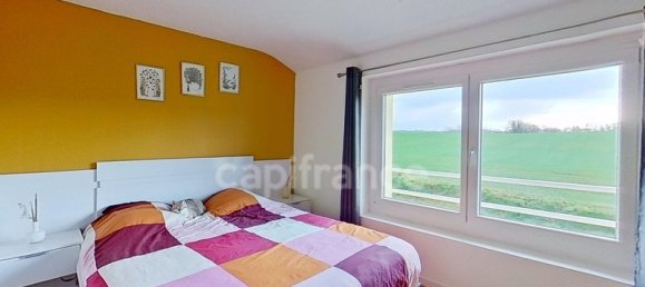 Casa de 4 dormitorios en Gurunhuel, France No. 270902 8