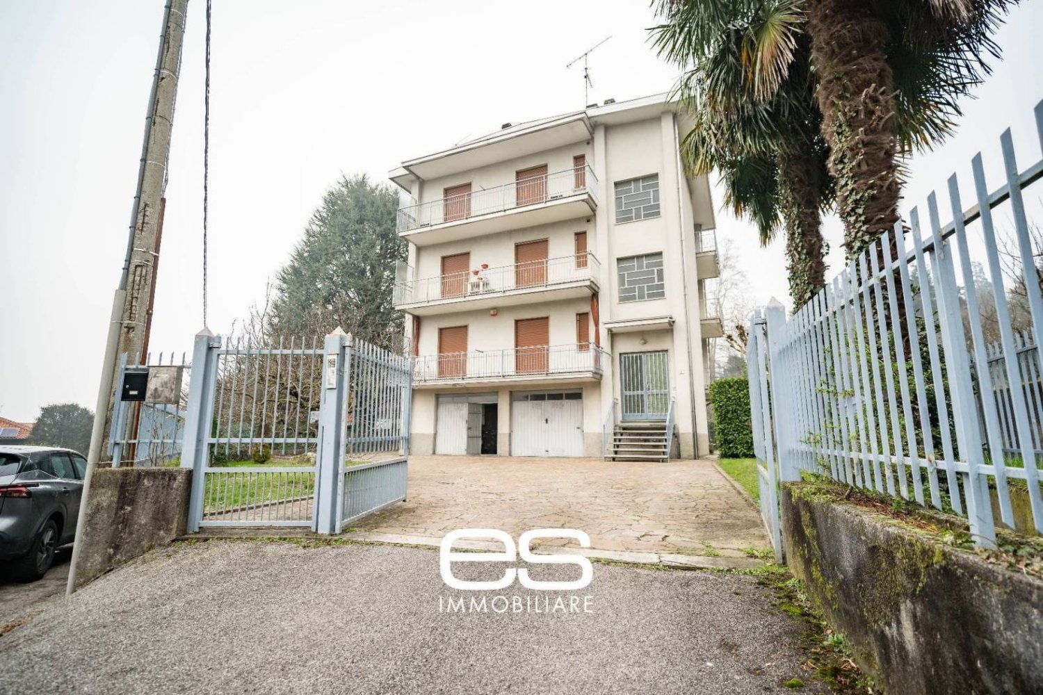 2 bedrooms Apartment in Besana in Brianza, Italy No. 225620