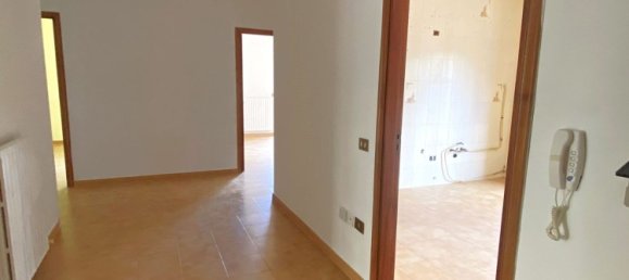 5غرفة شقة في Vibo Valentia, Italy رقم 140742 8