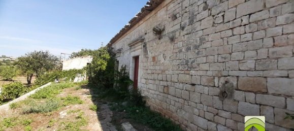 Дом с 10 комнатами в Модика, Италия № 128668 6