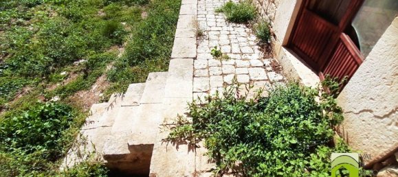 Дом с 10 комнатами в Модика, Италия № 128668 11