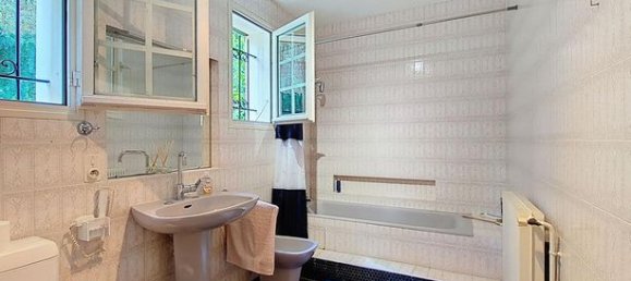 4 bedrooms House in Jurancon, France No. 311537 13