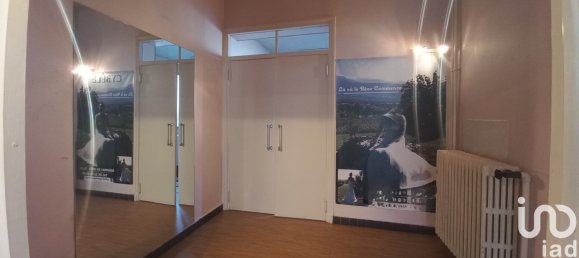 246m² Building in Gournay-en-Bray, France No. 333560 2