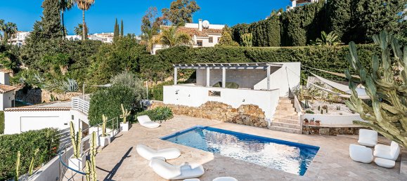 5 bedrooms Villa in Marbella, Spain No. 101308 17