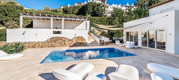 5 bedrooms Villa in Marbella, Spain No. 101308 11