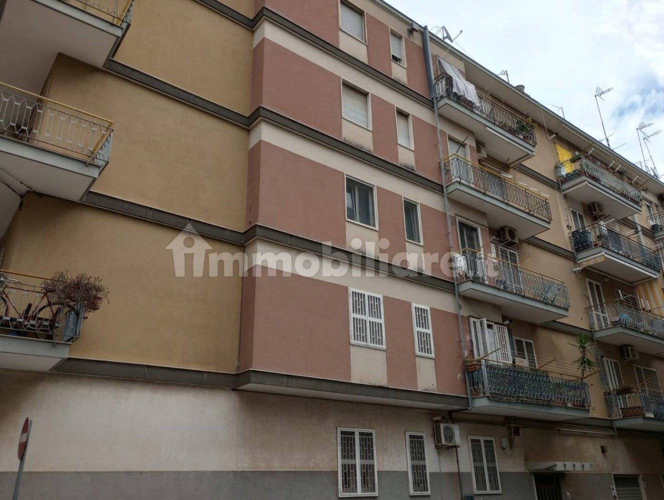 2 bedrooms Apartment in Trani, Italy No. 223464