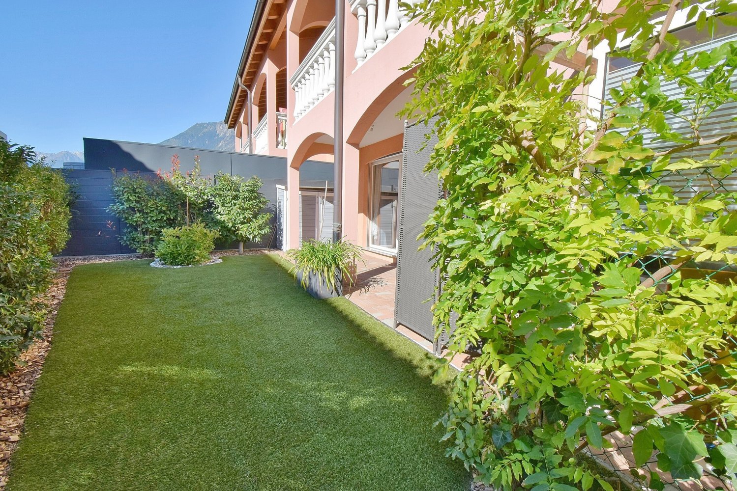 3 bedrooms Condo in Saxon, Switzerland No. 9