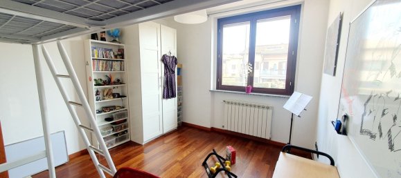 Casa de 5 habitaciónes en Pavia, Italy No. 251683 13