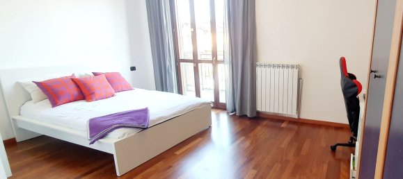 Casa de 5 habitaciónes en Pavia, Italy No. 251683 9