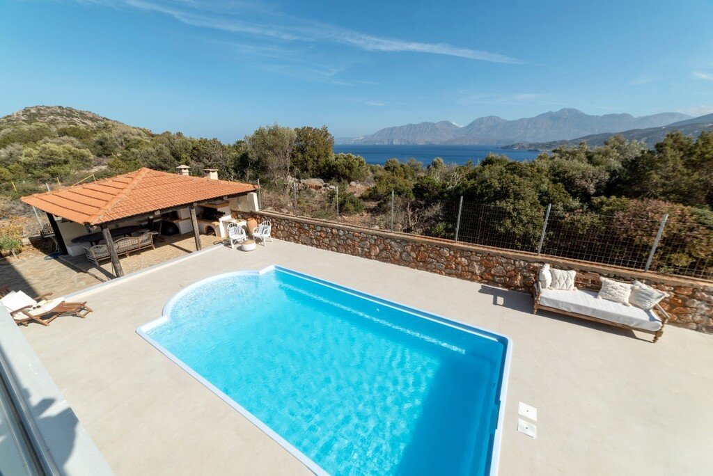290m² Villa in Agios Nikolaos, Greece No. 2567