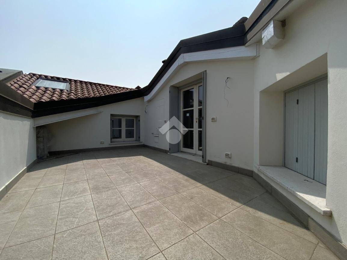 3 bedrooms Apartment in Mairano, Italy No. 291645