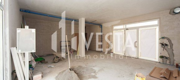 1 room Commercial property in Barzanò, Italy No. 355207 5