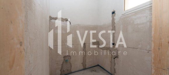 1 room Commercial property in Barzanò, Italy No. 355207 8
