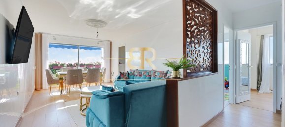 Apartamento de 3 dormitorios en Colombes, France No. 177686 4