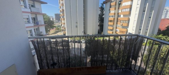 3 Schlafzimmer Wohnung in Lisbon, Portugal, Nr. 284731 3