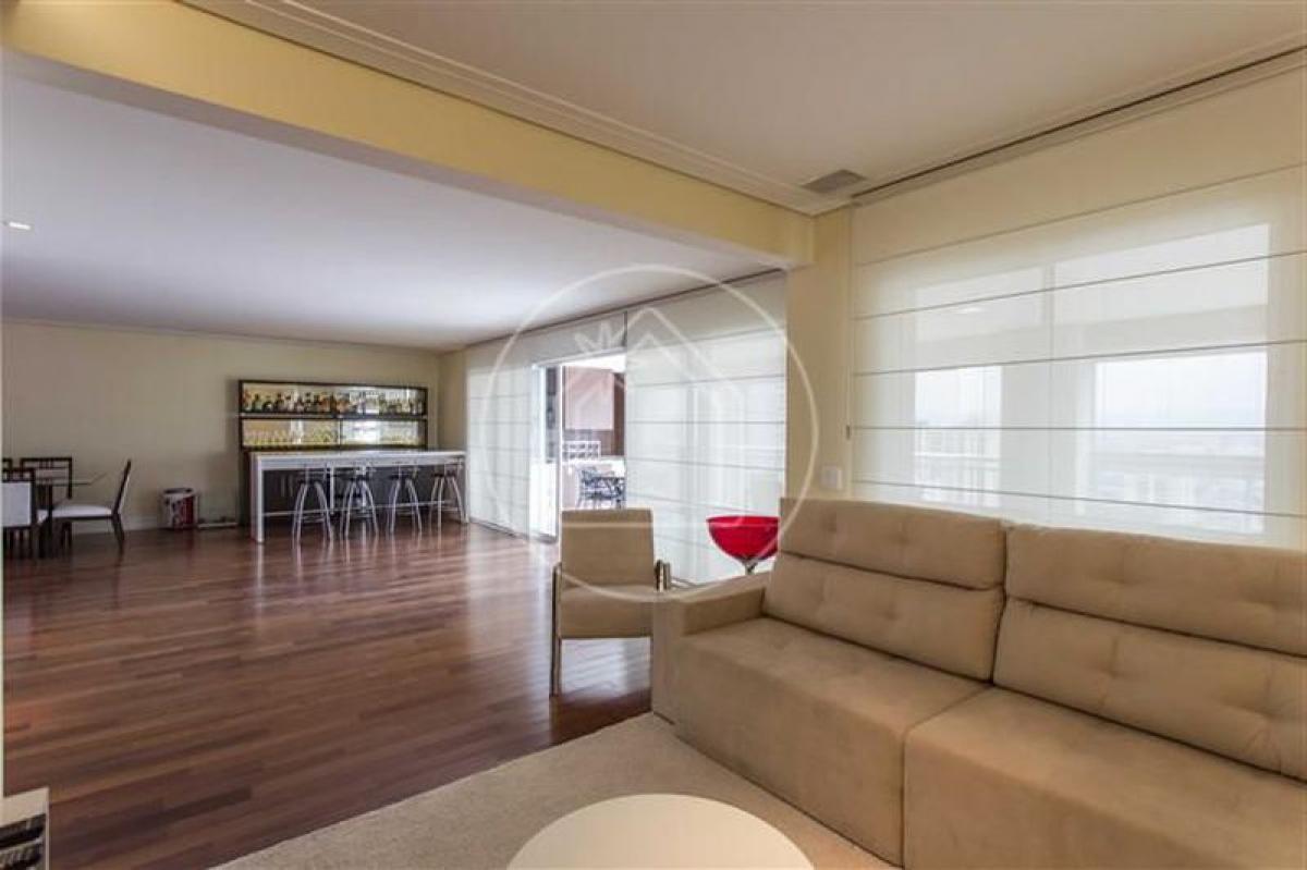 Apartamento de 3 dormitorios en Sao Paulo, Brazil No. 511800